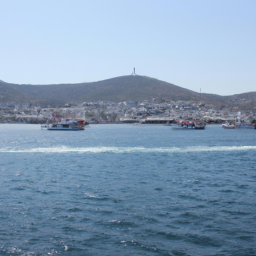 Bodrum: Ege Denizi'nin en popüler tatil beldelerinden biri olan Bodrum